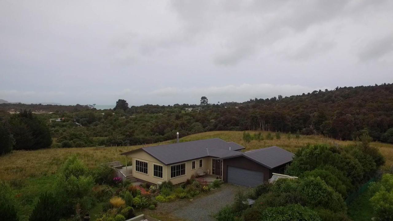 Tram Track Retreat Papatowai Exterior photo